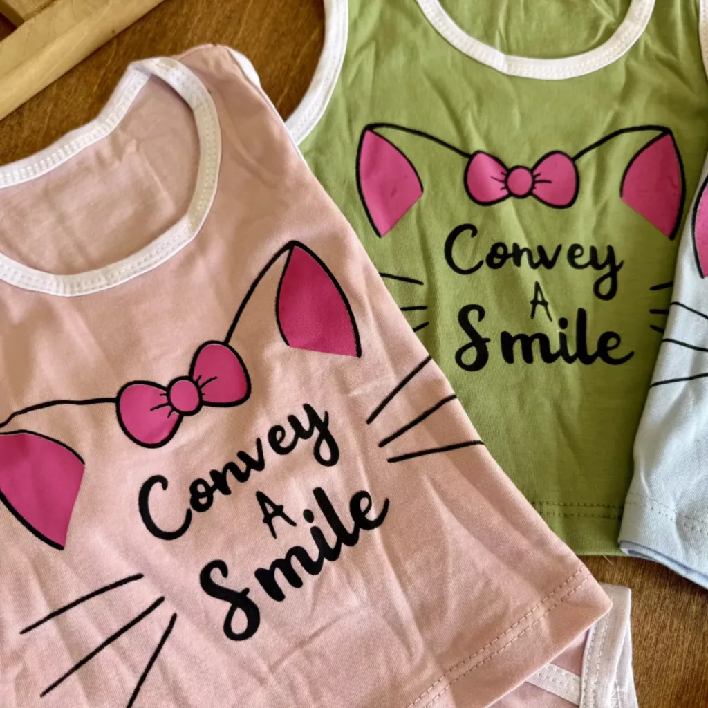 تاپ شلوارک پیشی SMILE سایز 30 تا 45 کد 6635