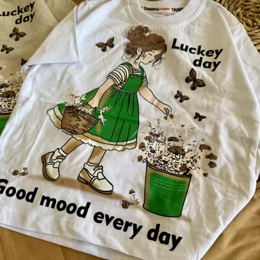 تیشرت شلوارک دختر و پروانه Lucky day کد 6646