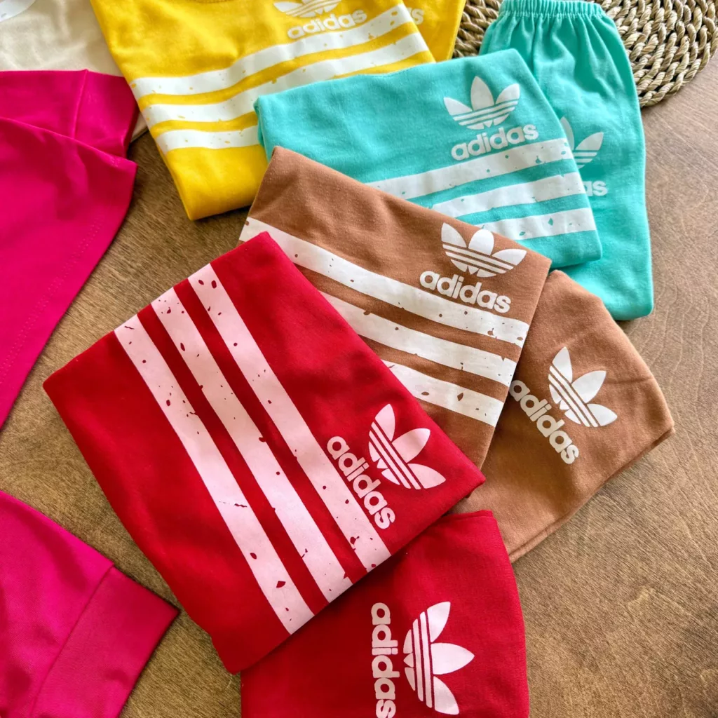 بلوز شلوار سه خط adidas سایز 4 تا 6 کد 6971
